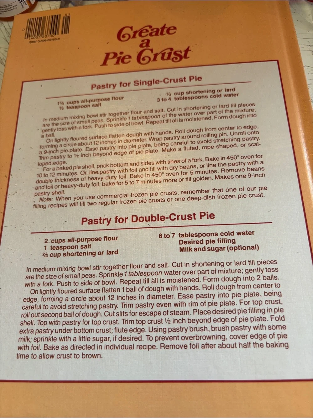 Better Homes and Gardens Cookbook Featuring Colorful Pie Cover